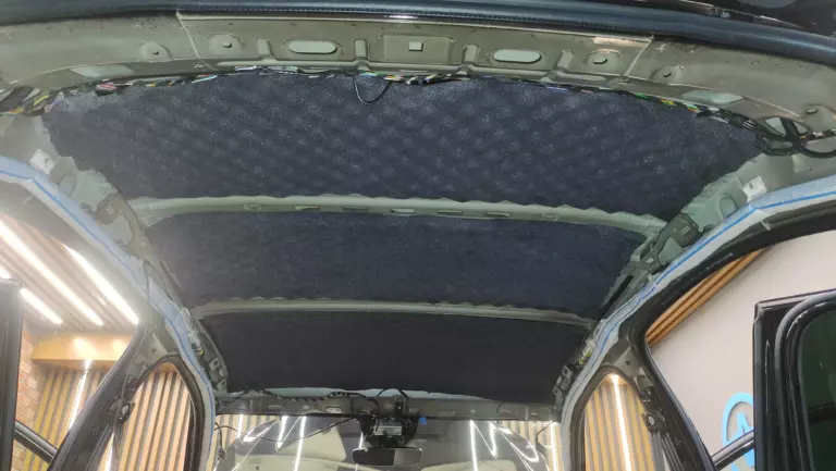 Шумоизоляция крыши Skoda Superb-3