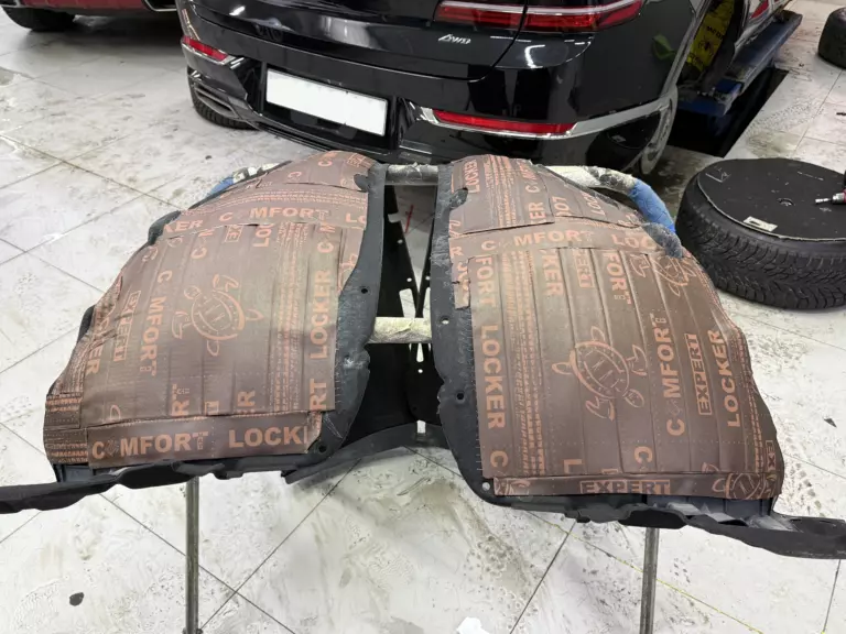 Шумоизоляция арок Genesis GV80-4
