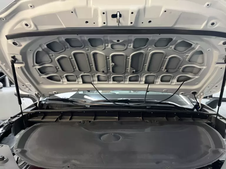 Шумоизоляция капота Toyota Highlander-1